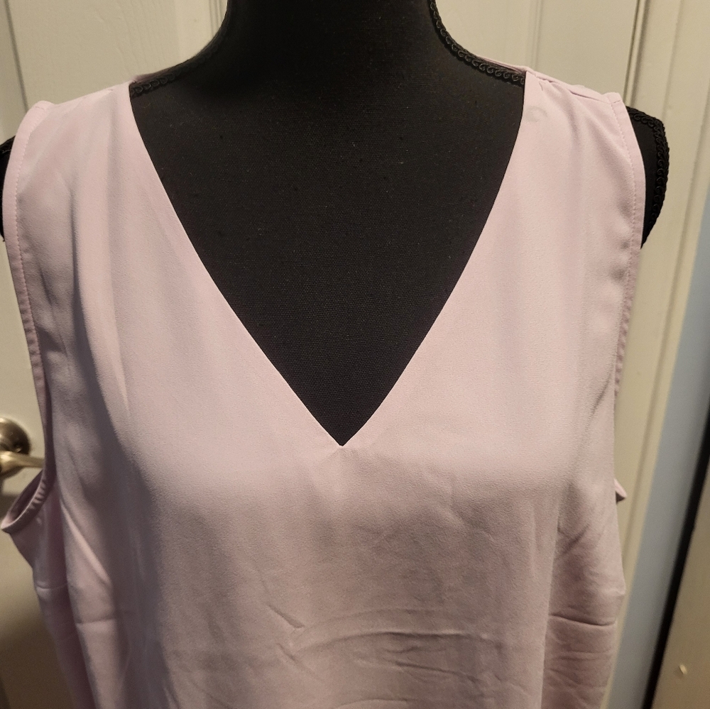 Light Pink Sleeveless V-Neck Top NWT NINE WEST SIZE XXL